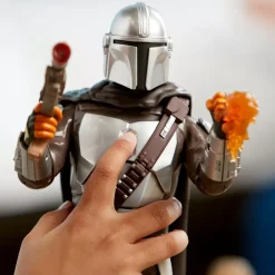 Outlet Figurine The Mandalorian articulée et parlante Figurines